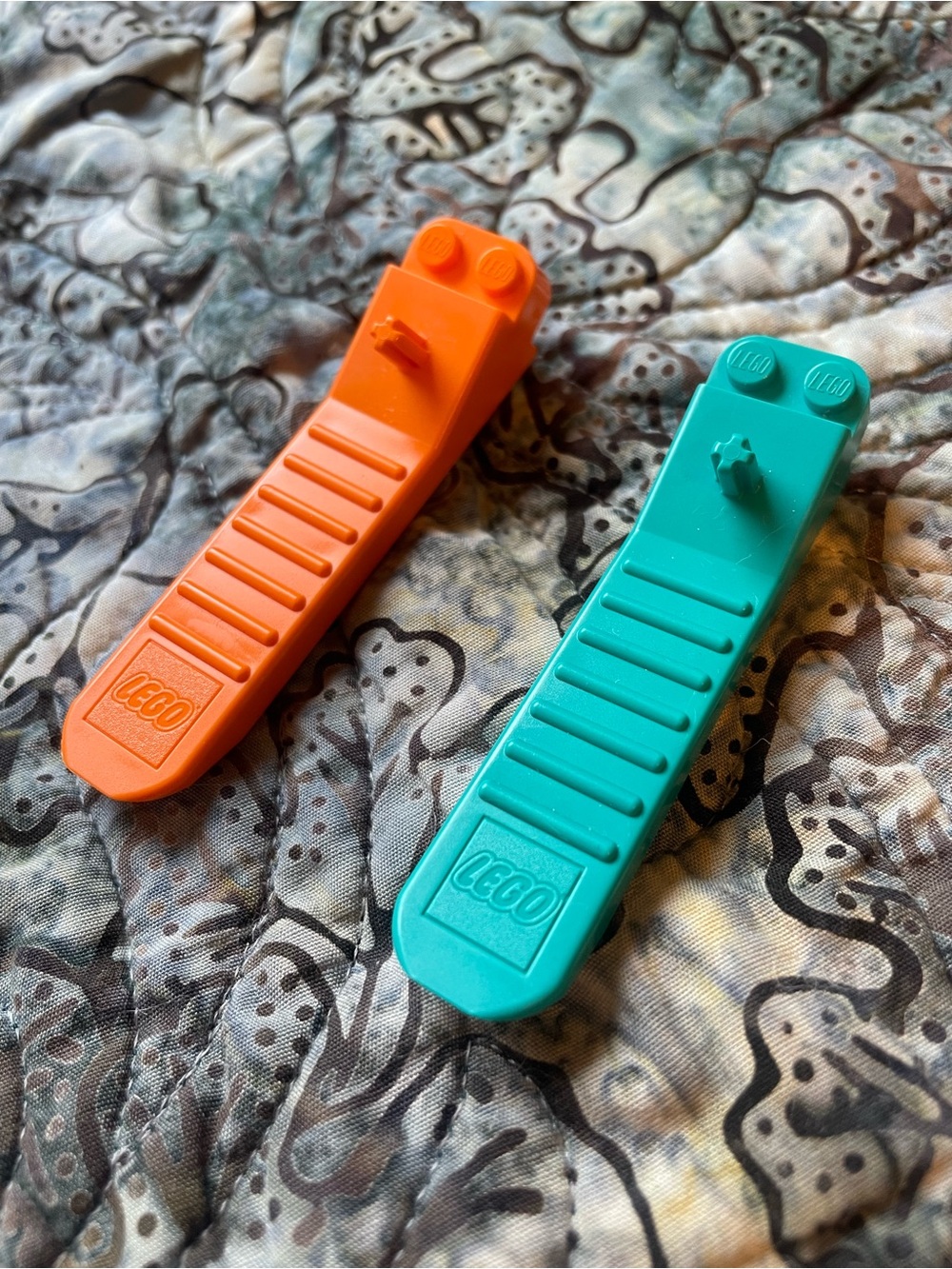 Pair of Lego Separators